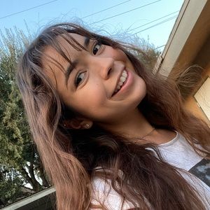 Meet your Posher, Sophia